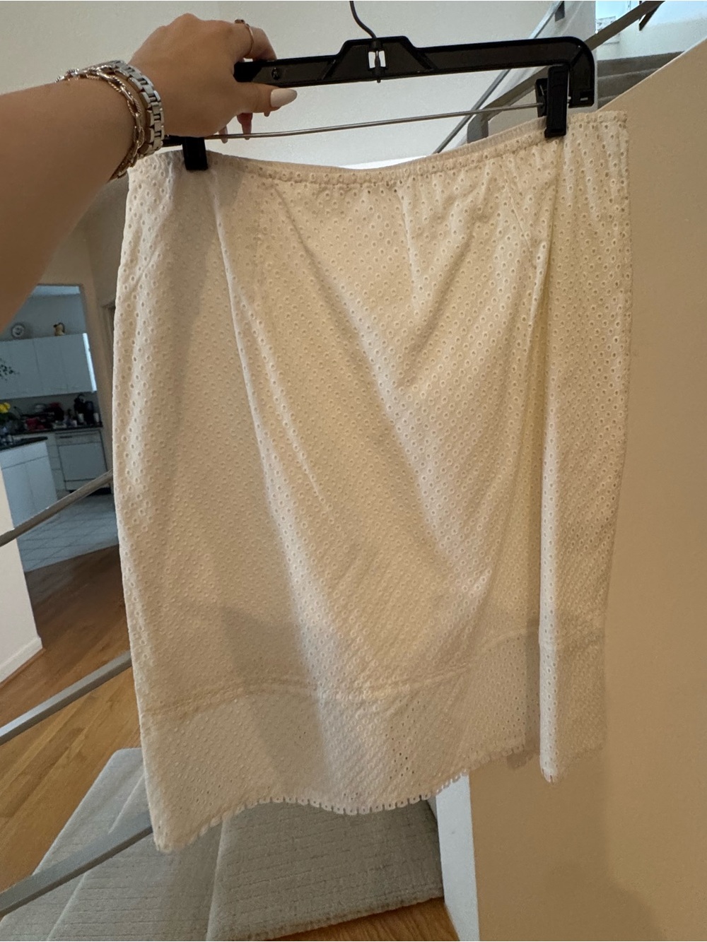 Max Studio White Cotton Eyelet Lace A-Line Knee-Length Skirt – Women’s Size L